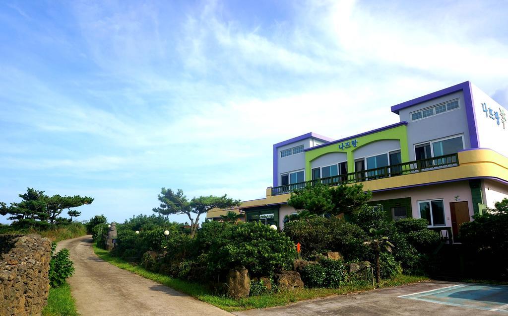 Nattrang Pension 済州市 エクステリア 写真